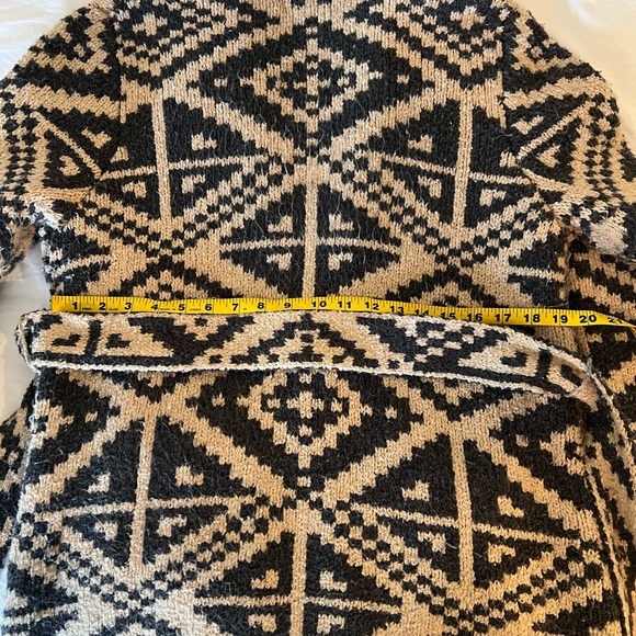 Banana Republic Heritage Intarsia Cardigan Sweater - Picture 9 of 10